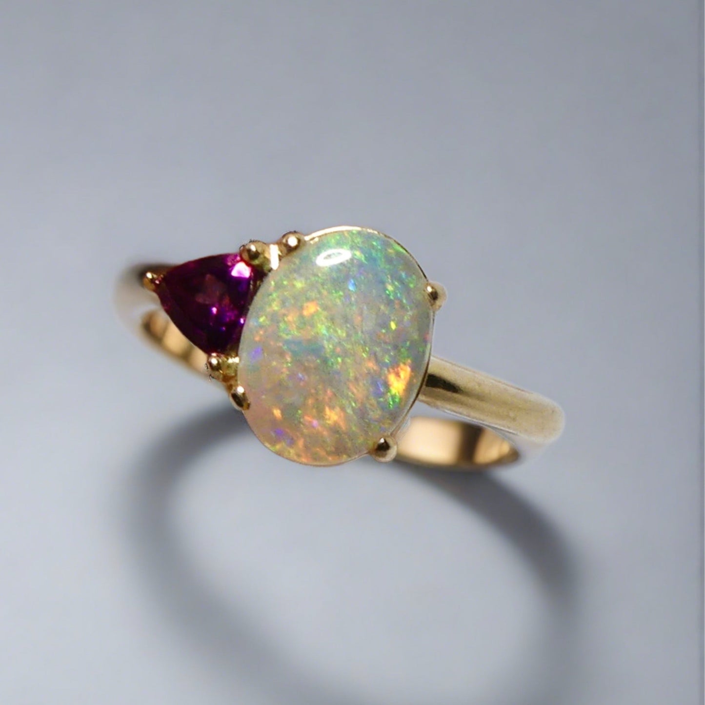 Luxurious Opal Ring - Stunning Australian Crystal Opal