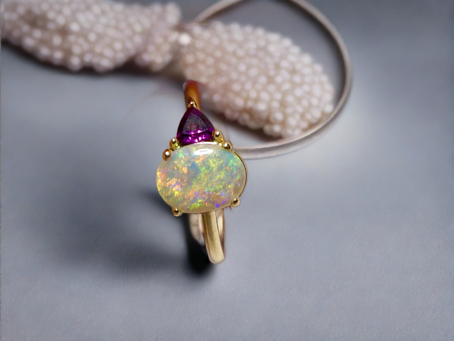 Luxurious Opal Ring - Stunning Australian Crystal Opal