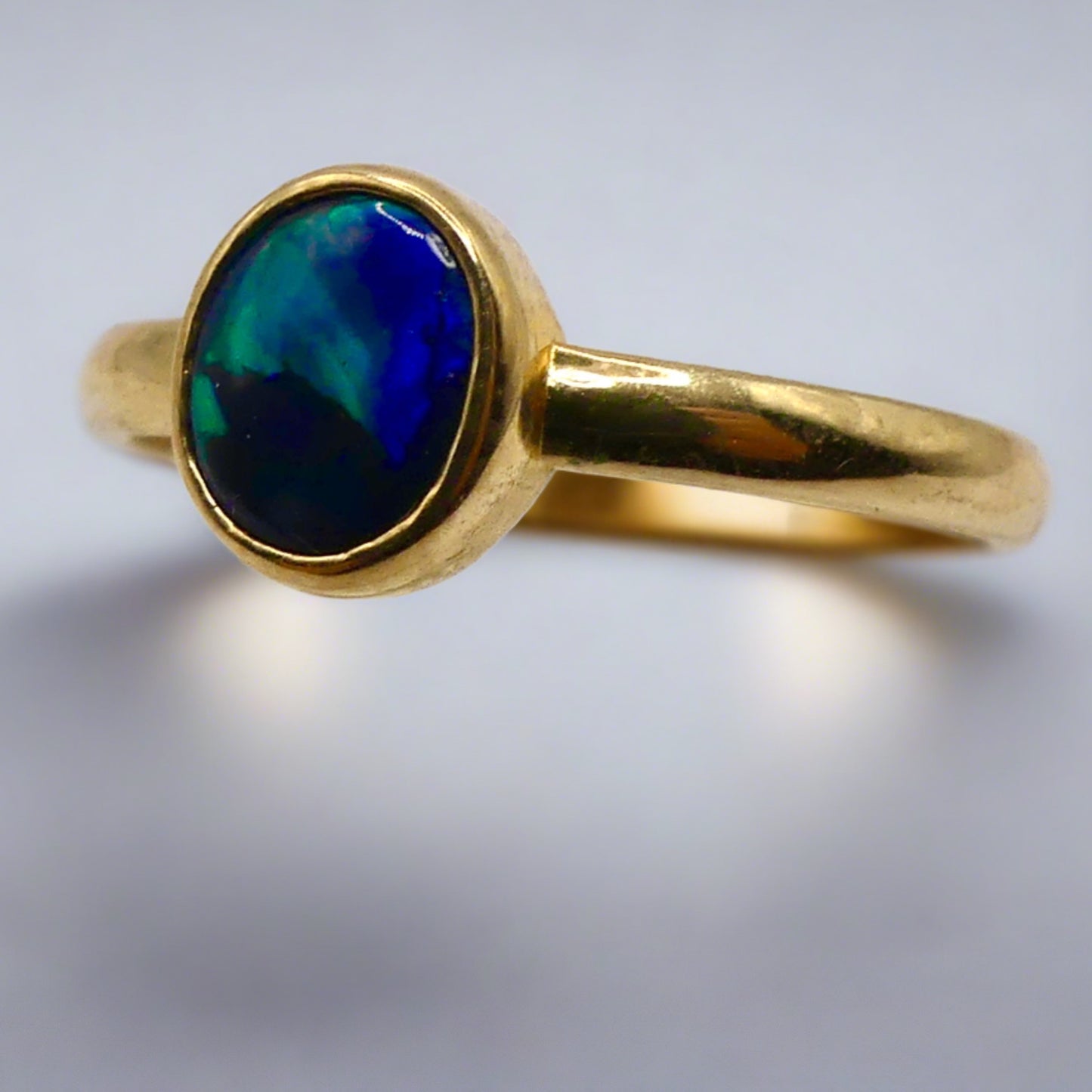 Genuine Australian Treasure in 9k Gold Lightning Ridge Opal Ring