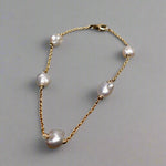 Elegant Keshi Pearl 9k Gold Bracelet