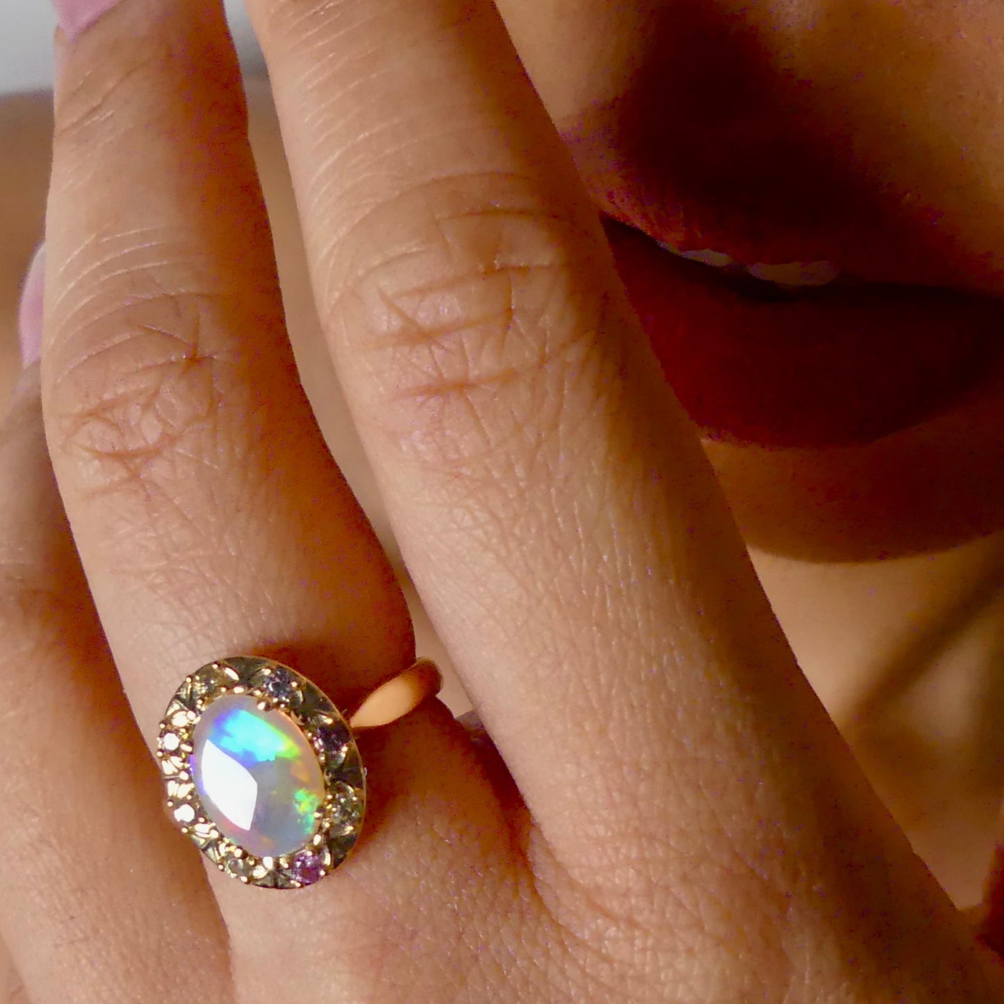 Elegant 14k Gold Ring featuring Australian Opal and Sapphire