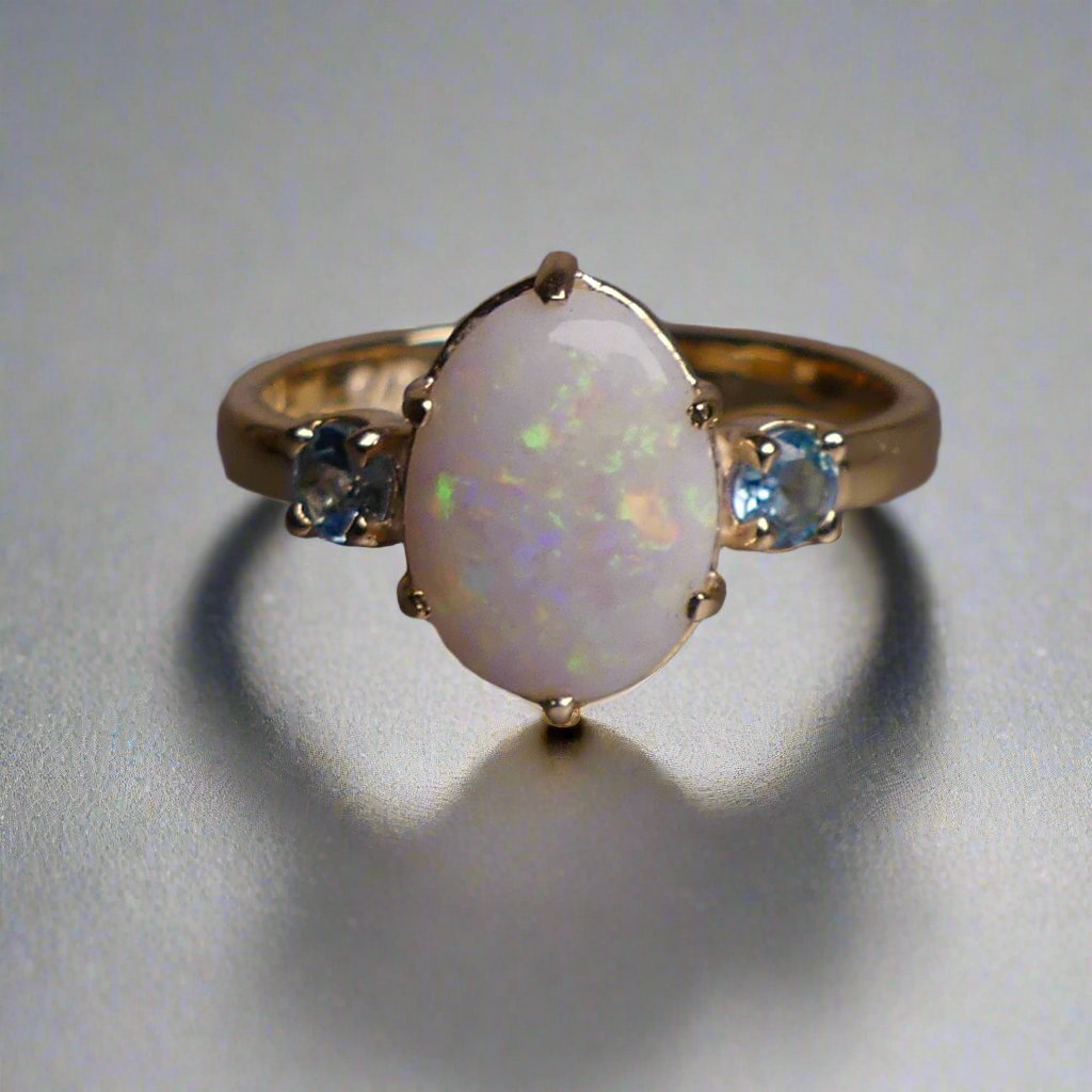 Beautiful 9k Gold Coober Pedy Australian Opal Ring