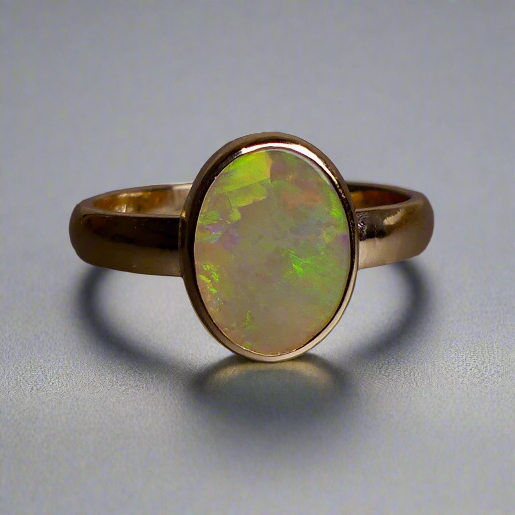 Luxurious 9k Gold Lightning Ridge Opal Statement Ring