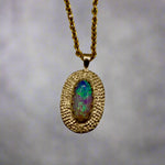 Beautiful 9k Gold Lightning Ridge Opal Pendant